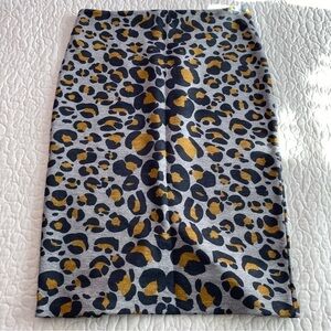 NWOT H&M grey leopard midi pencil skirt size M